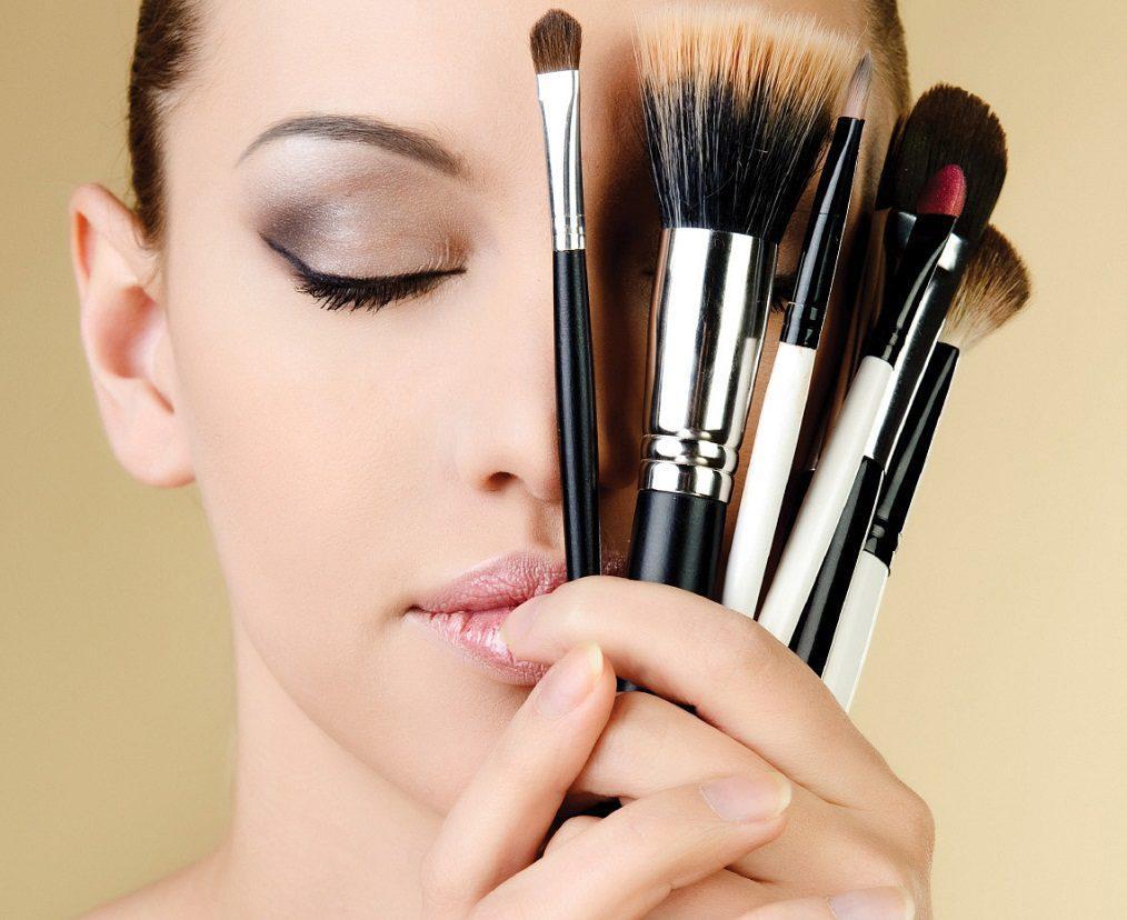 Elevate Your Event Style: The Impact of Expert Makeup